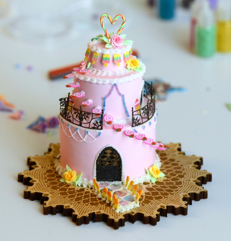 Brand New Cake Houses! Stewart Dollhouse Creations